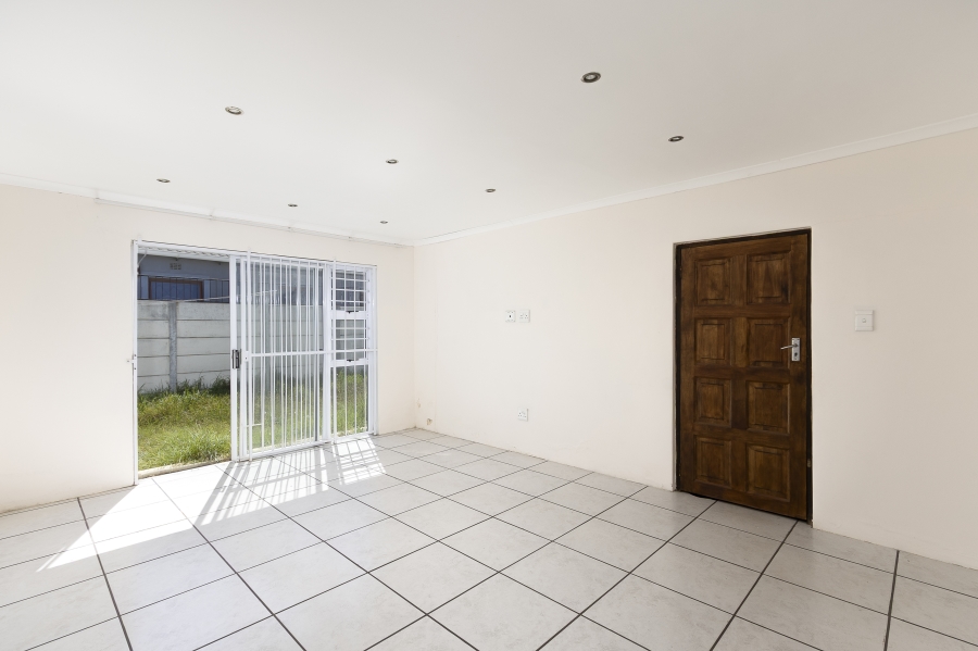 3 Bedroom Property for Sale in Victoria Park Western Cape